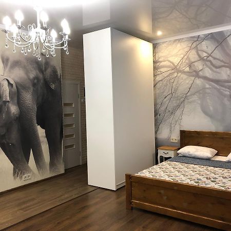 Zhemchuzhnie Apartments On Marselskaya 敖德萨 外观 照片